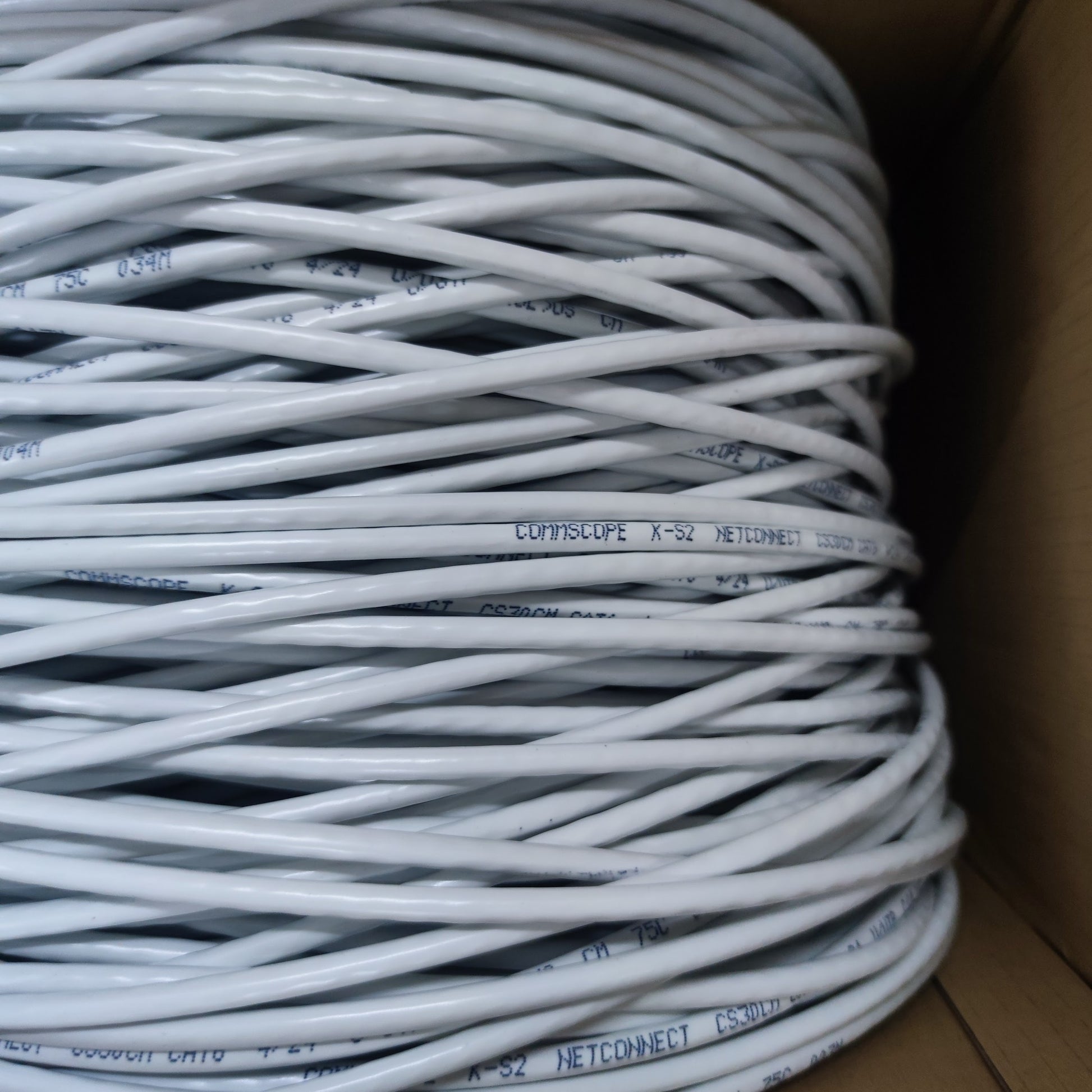 Comscope CAT6 UTP 300 Meters, LAN Cable, Ethernet Cable, Data Cable, Internet Cable, CAT 6 Cable AWG 24 4 Pairs White
