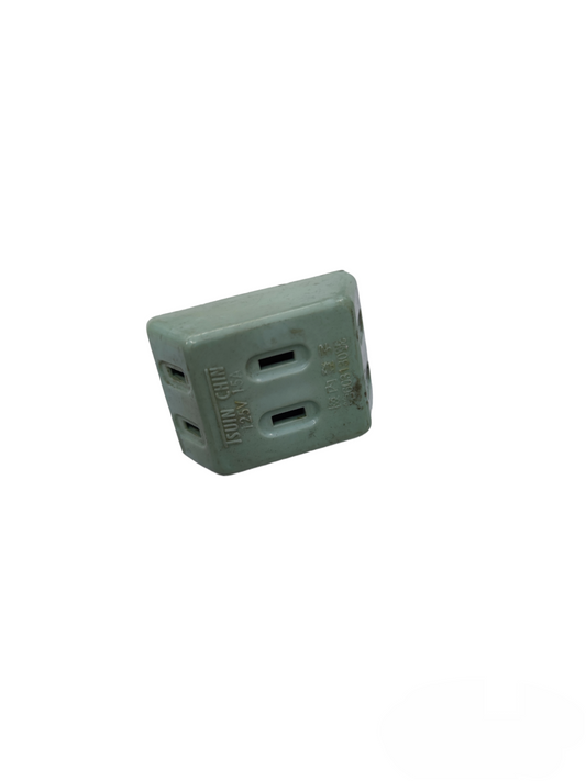 China made octopus plug 3 gang adapter with three power outlets for electrical connections