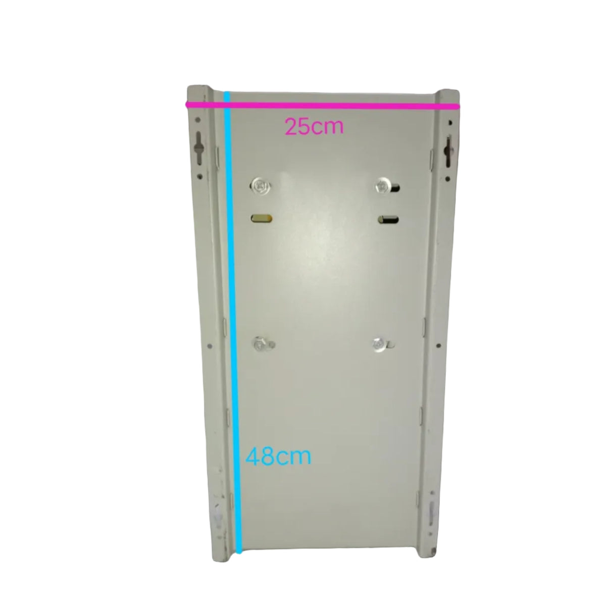 Denko power points switch box for 2000W Inverter 12VDC to 220V AC measuring 25cm by 48cm