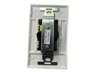 Eagle 1 Gang Outlet with Plate Cover White or Cream 15A 250V 817/131-C