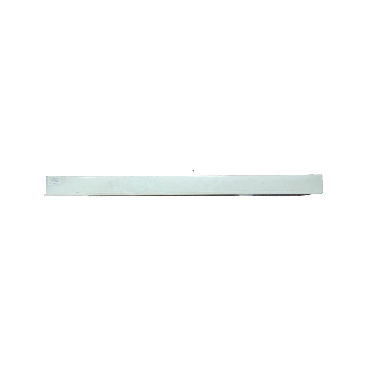 Focus 2x20W fluorescent light fixture in sleek white design for effective lighting installation