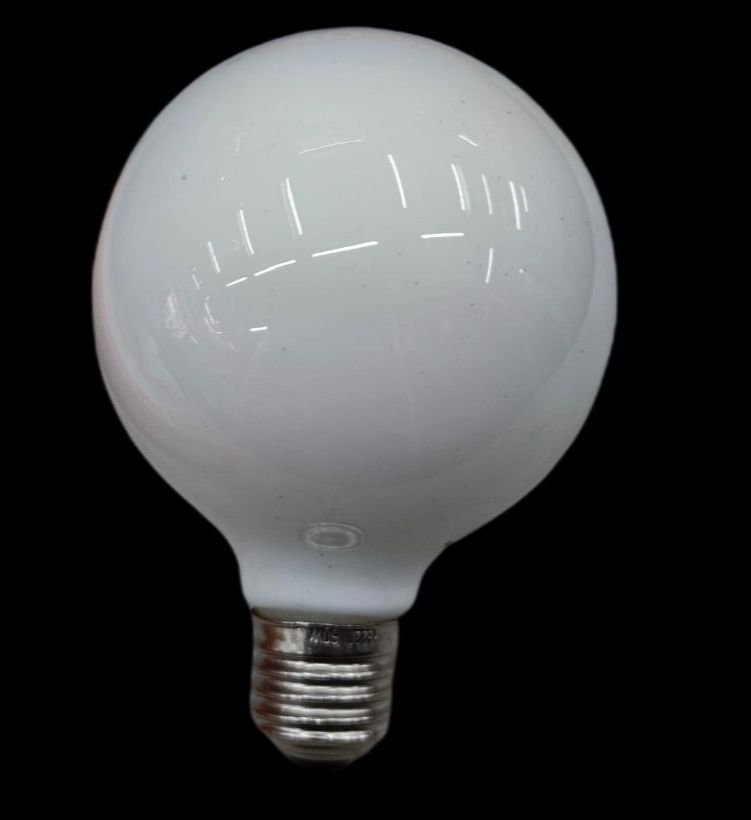 Hope Globe Bulb 60W E27 Warm White 220V with a smooth white finish for versatile lighting