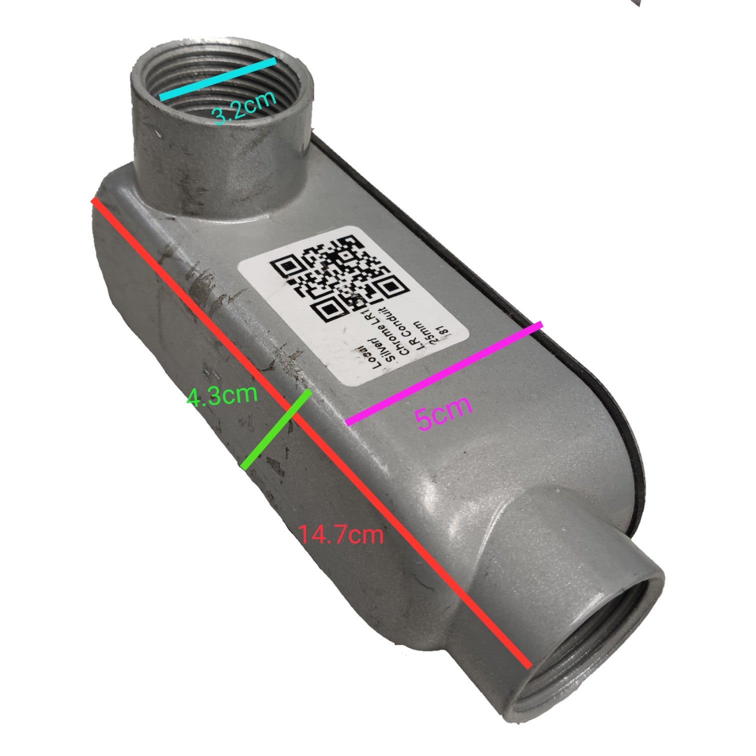Gray metal fitting with dimensions and a QR code label on a white background