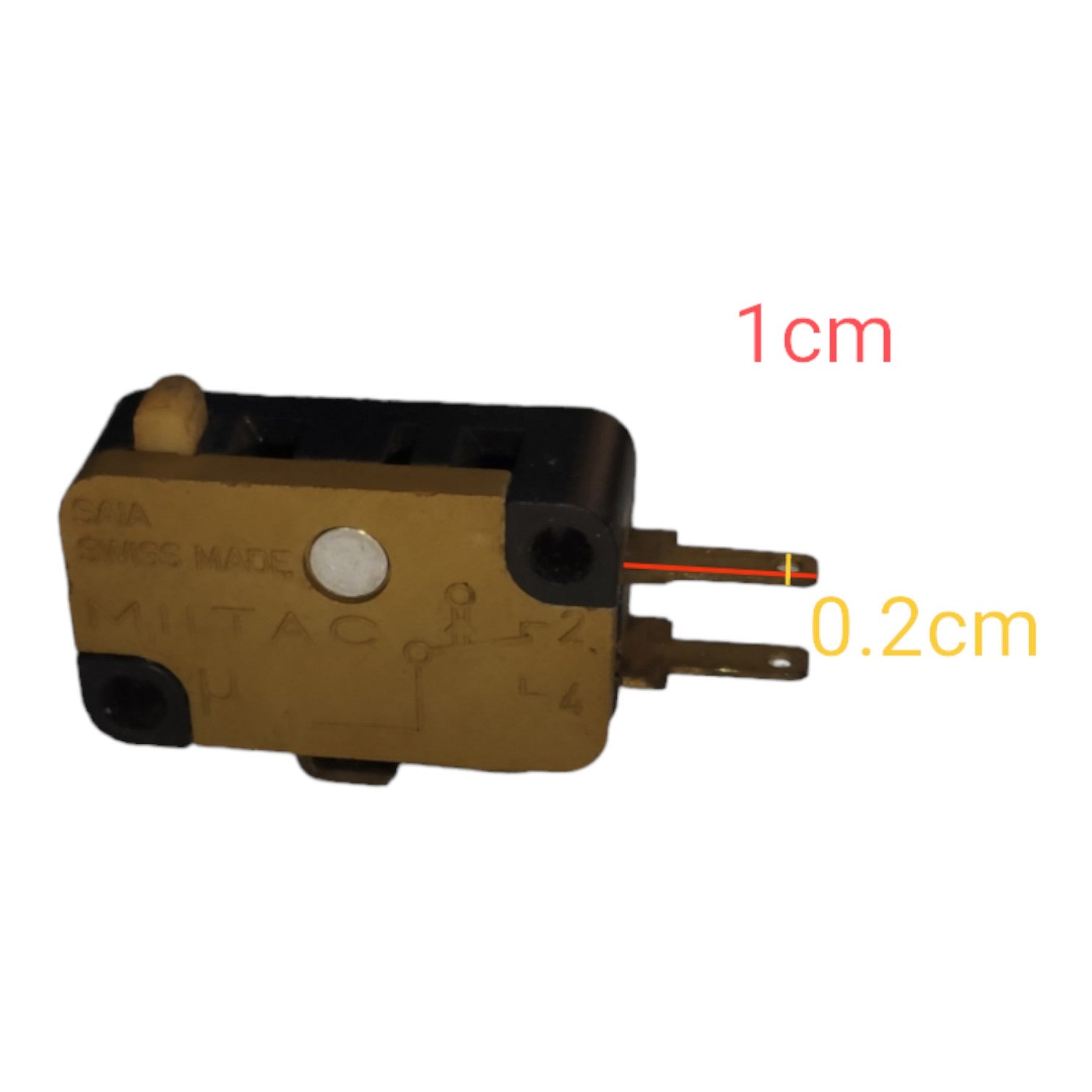 Mechanical switch component with dimensions labeled on a white background