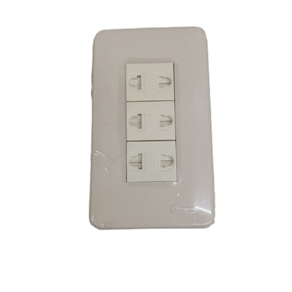 Omni Classis Series 3 Gang Universal Outlet with Shutter 16A 250V with Plate Cover WEP-103+(WEU-202x3)