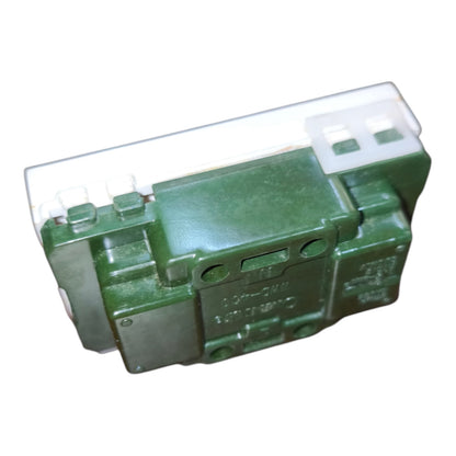 Omni Duplex Flat Pin Outlet 15A 250V Wide Series WWD-400