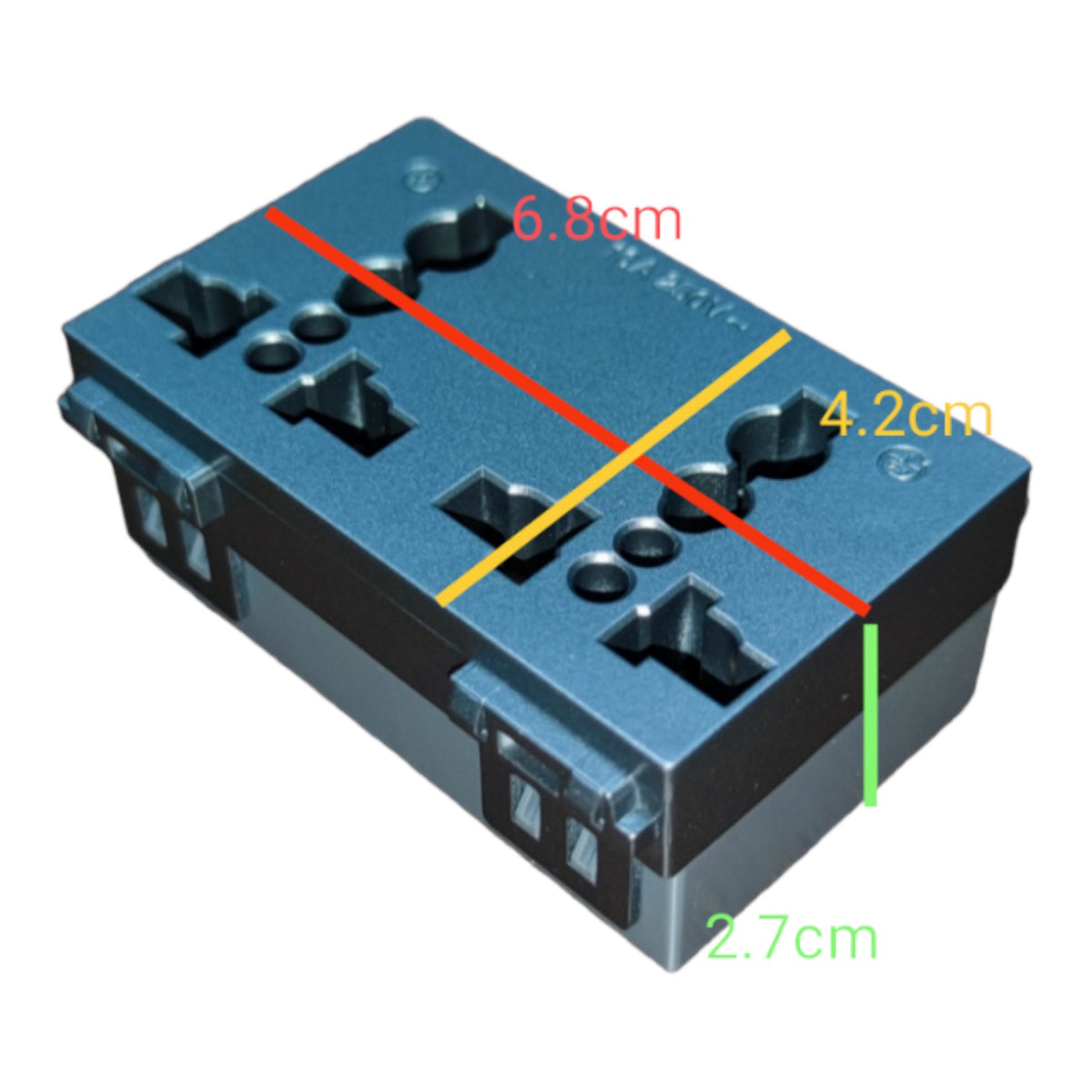 A blue and black electrical power block with dimension annotations showing 6.8cm, 4.
