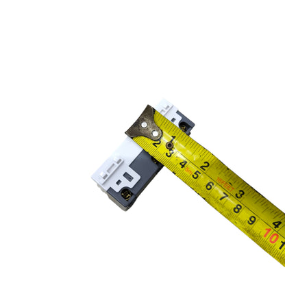 Omni Duplex Universal Outlet with Ground 16A 250V Designer Series Ivory DWU-402I electx electrical supply (8)