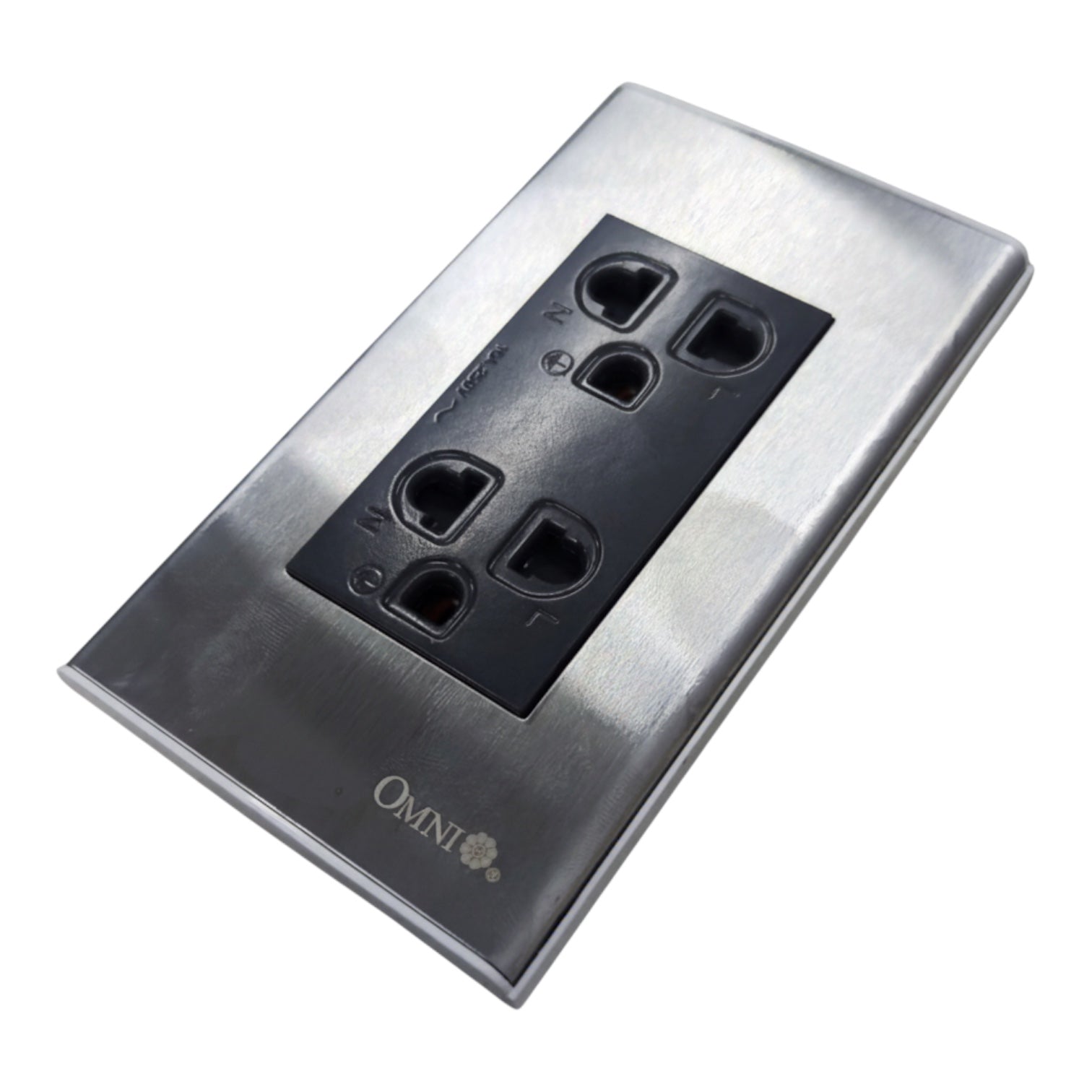 Omni Universal Duplex Outlet 220v with Omni Stainless Steel Plate WWP-113S/WEG15829H-5