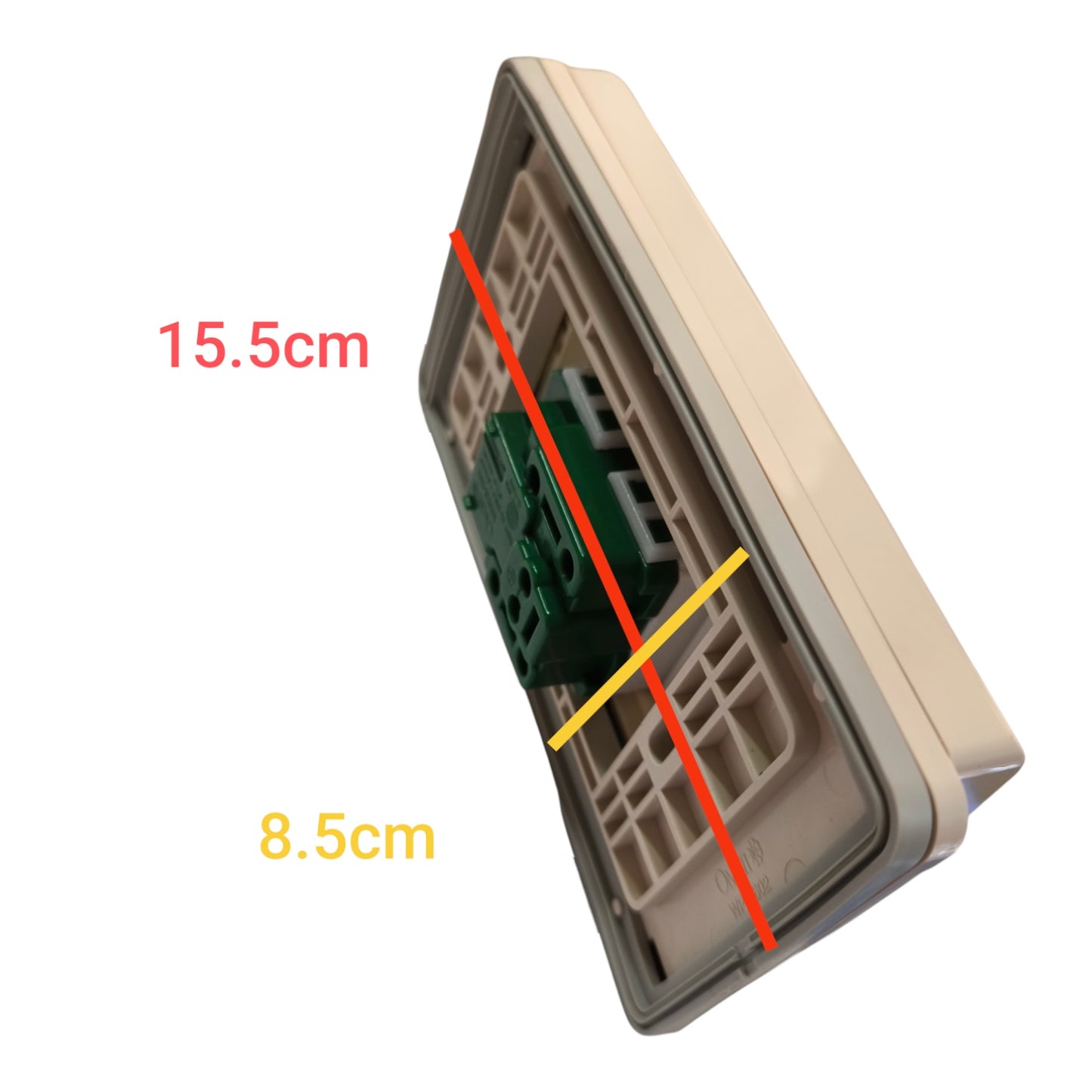 Omni Weatherproof Universal Outlet with Ground 16A 250V WPP-602+WWP-111+WWG-203