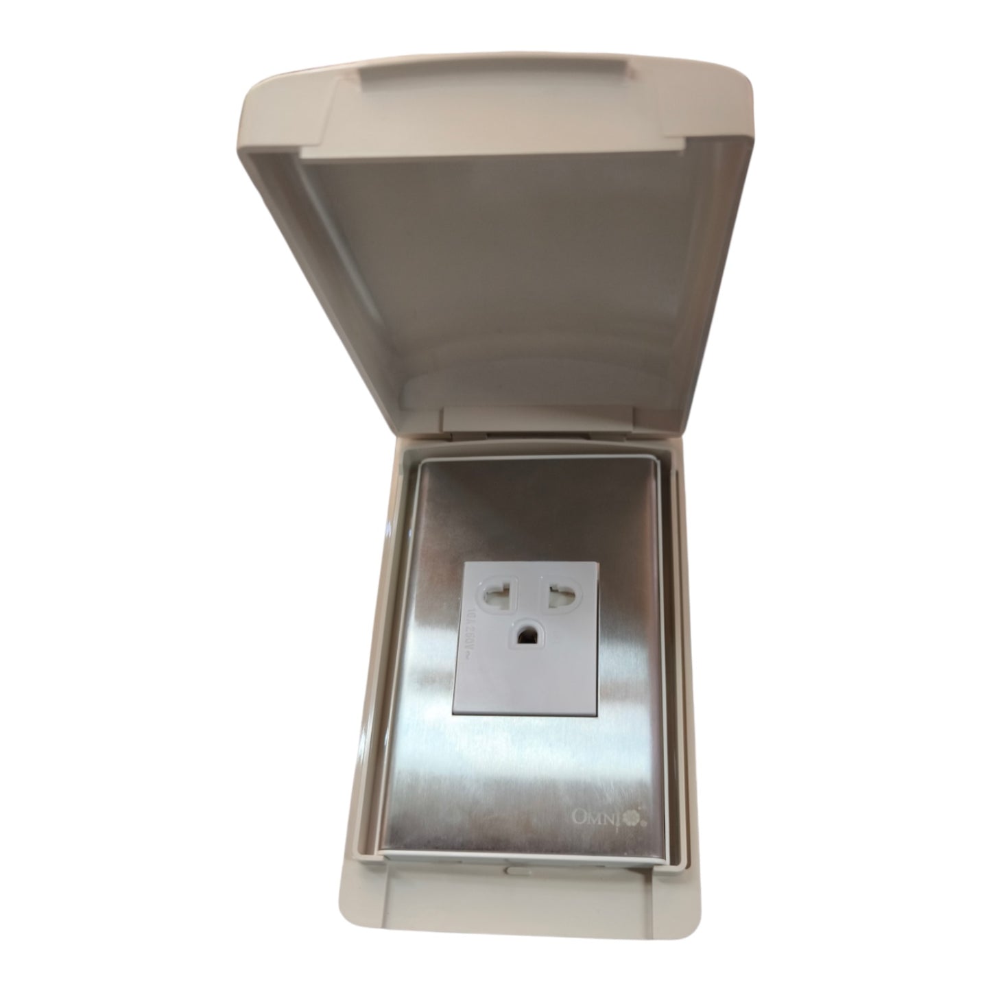 Omni Weatherproof Universal Outlet with Ground 16A 250V with Stainless Plate Cover WPP-602+WWP-111S+WWG-203