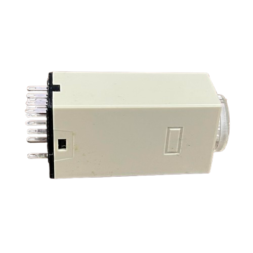 Omron Timer Relay 30 seconds 14 pins 110V AC (H3Y-4)