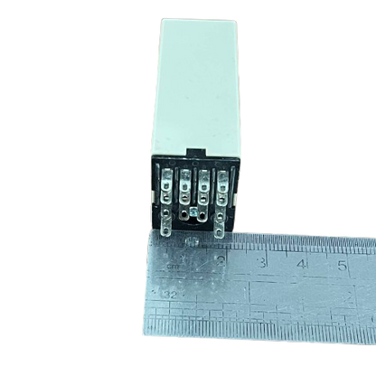 Omron Timer Relay 30 seconds 14 pins 110V AC (H3Y-4)