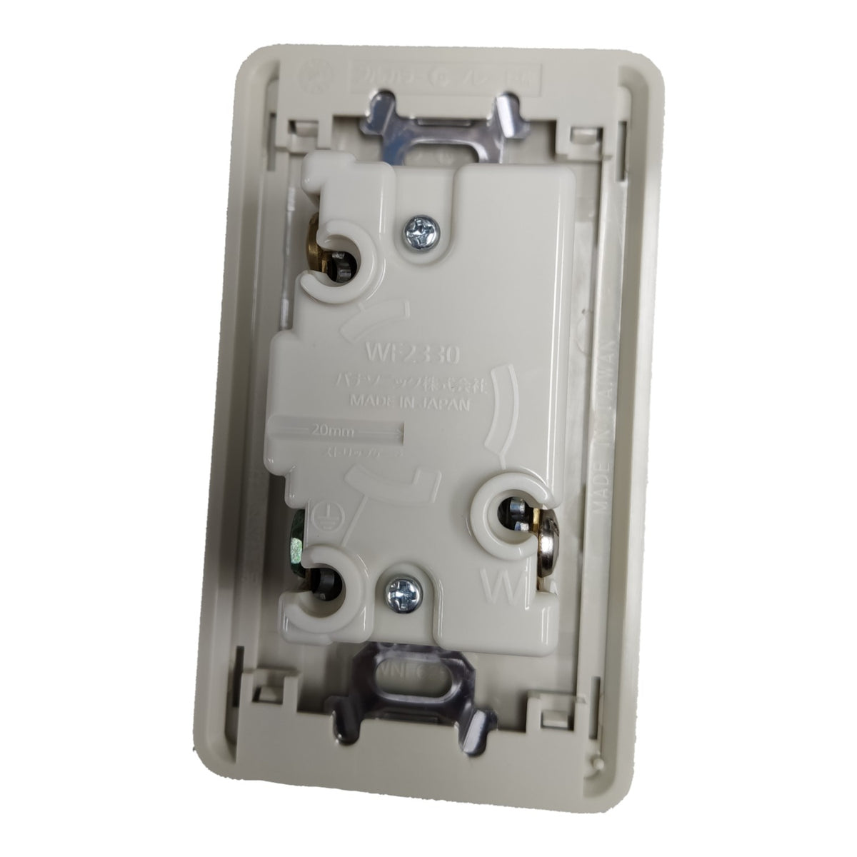 Panasonic 30A 2P+E Twist Lock Set 3 Pins 250V Twistlock Nema L6 White WF2330/WNF6254W-8/WF6330 Electx Electrical Supply