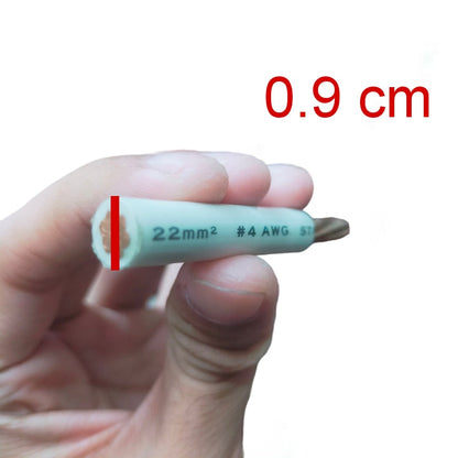A hand holding a small white insulated wire lead with printed text '22mm² #4 AWG ST', a red measurement marker on the left, and red text reading '0.9 cm' on a white background.