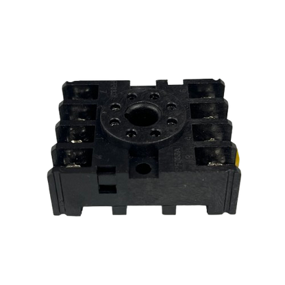 MK2P Socket 8 Pins