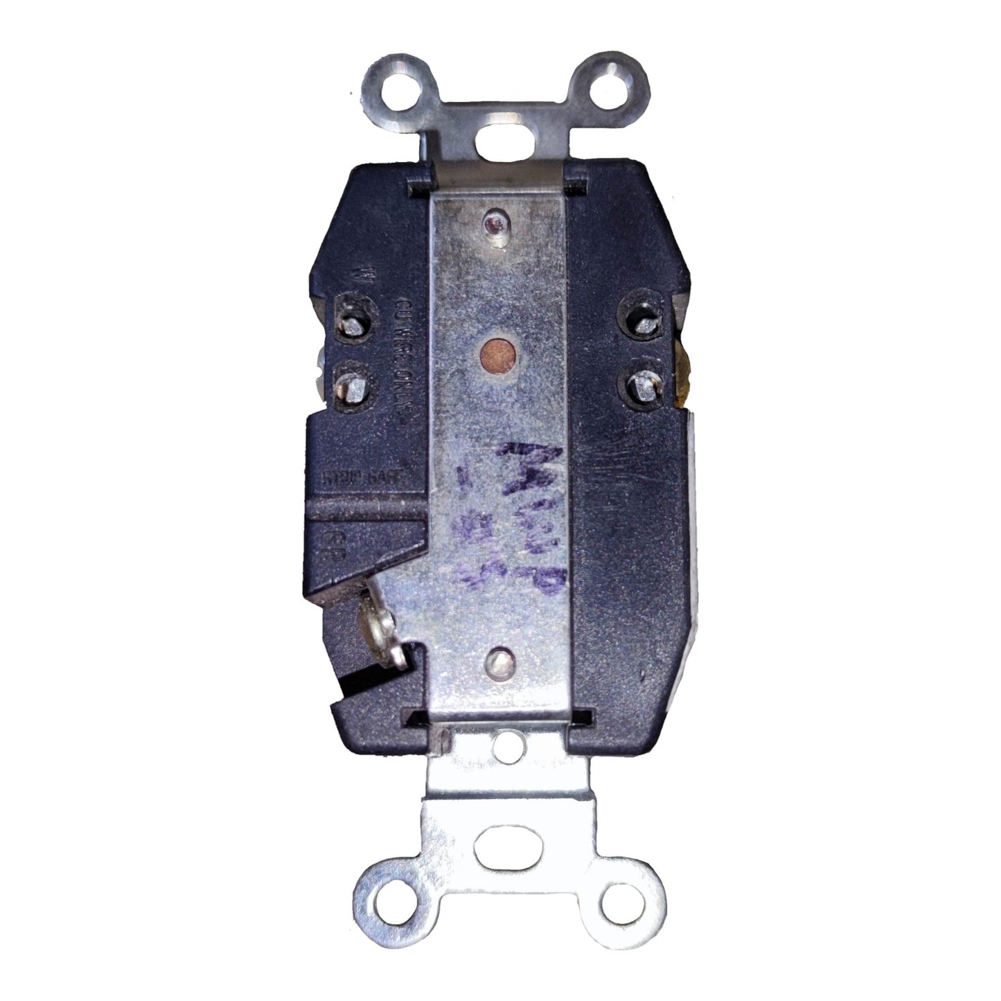Electrical switch on a white background Surer 15A 125V Twist Lock Outlet 2P+E L5-15R 162 Twist to Lock Outlet Electx Electrical Supply