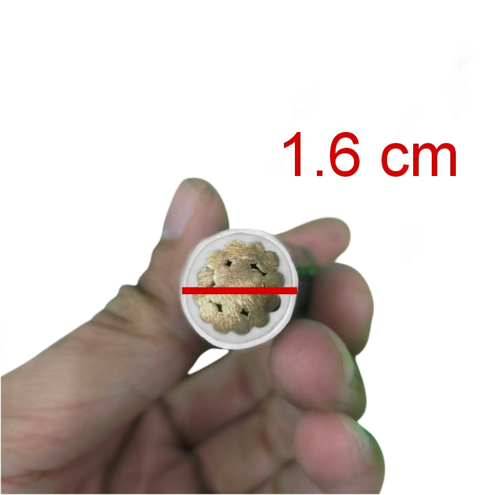 Hand holding a cable cross-section with a red line indicating 1.6 cm diameter on a white background.