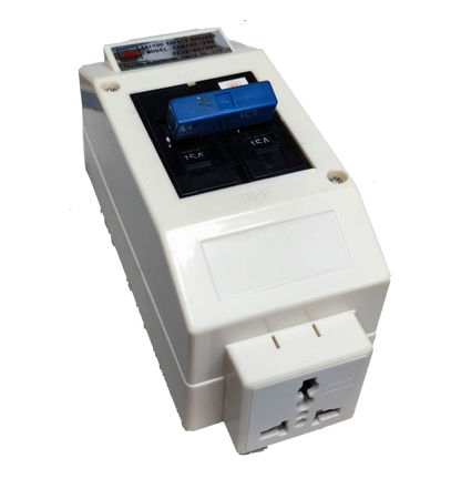 Taiyou Circuit Breaker with Plastic Enclosure and Universal Outlet 100A