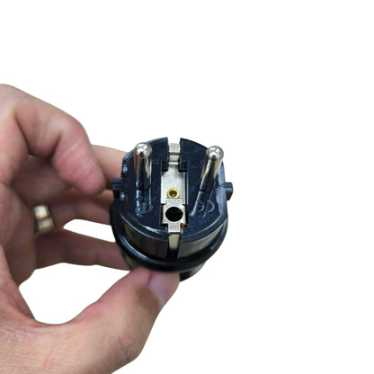 Type E/F CE 7/7 Plug 16A 220V Black Type E or Type F Schuko CE 7/4