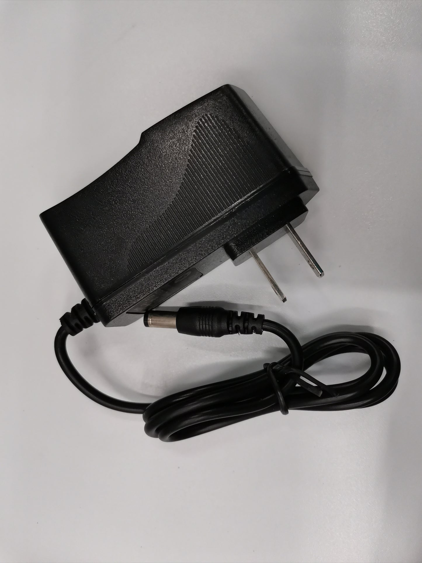 Grippes AC/DC Adaptor 5V 1A