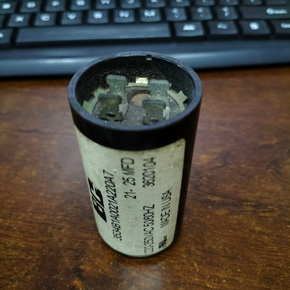 BC Motor Starting Capacitor 21-25uF 250V for electrical circuit applications
