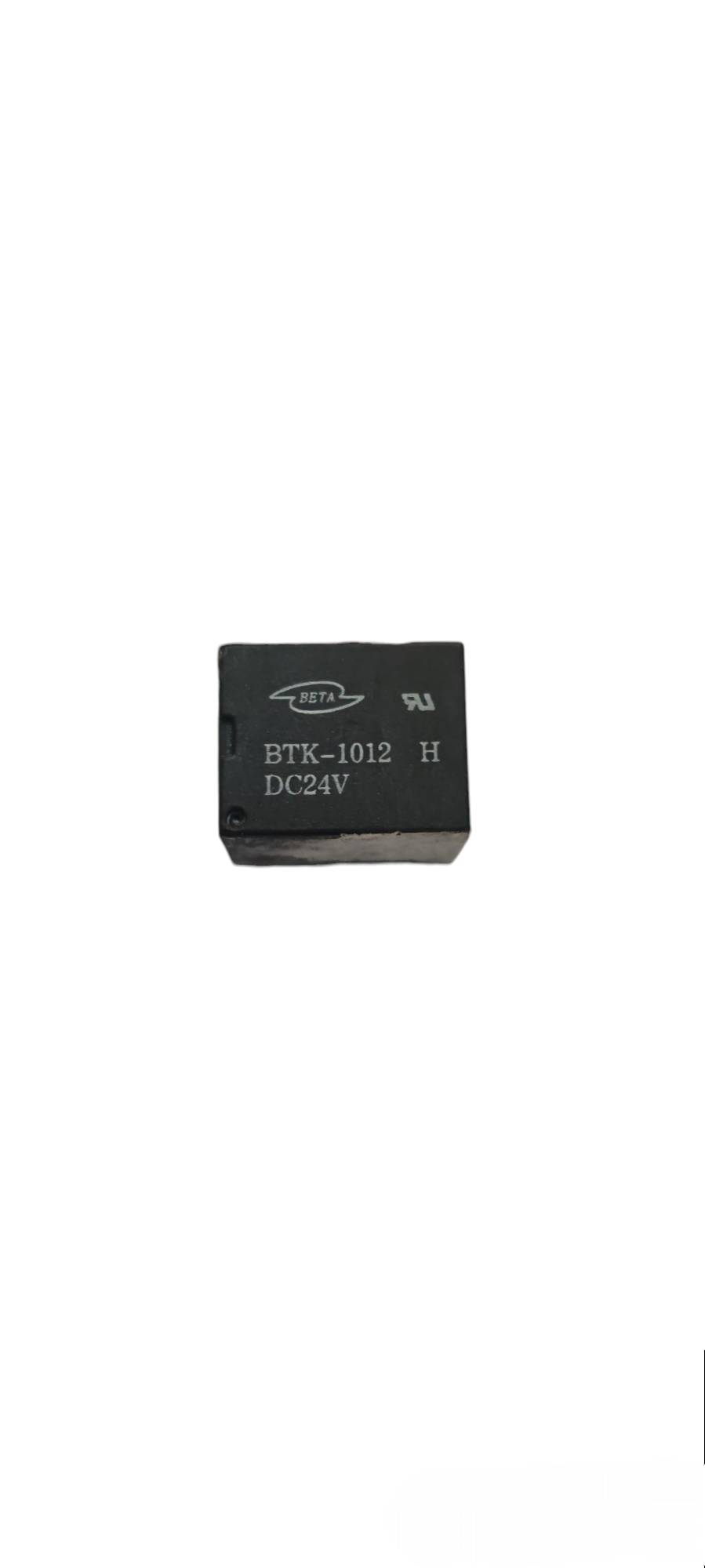 Local electrical circuitry 24 volt relay switch 5 terminal black compact component