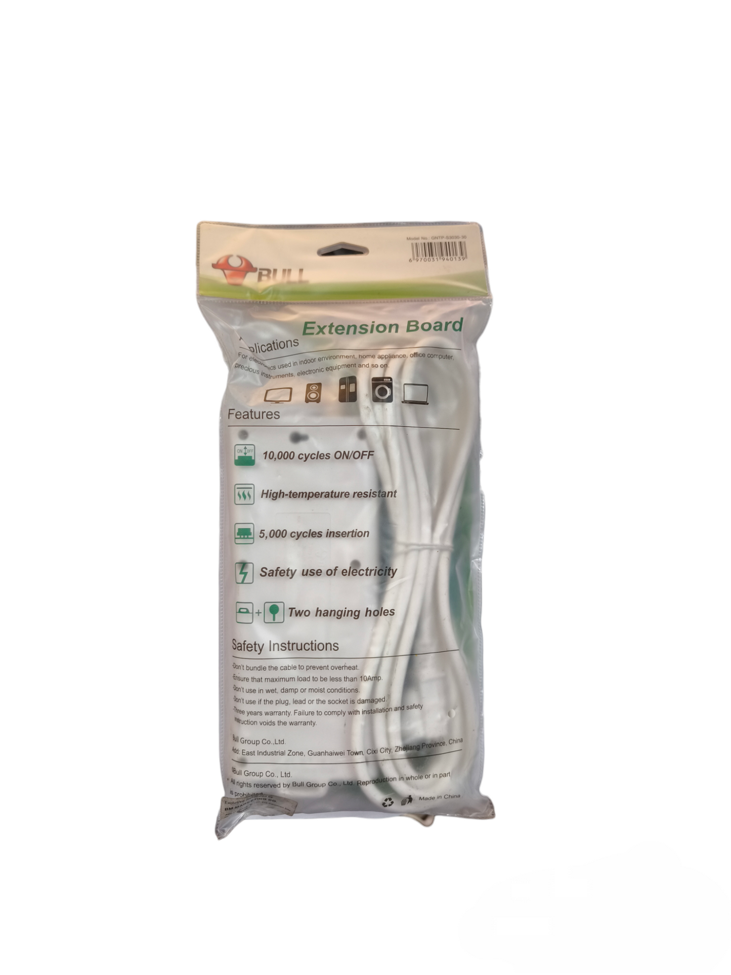 Bull 3 Gang Universal Outlet Extension Cord power strip with safety features and high-temperature resistance