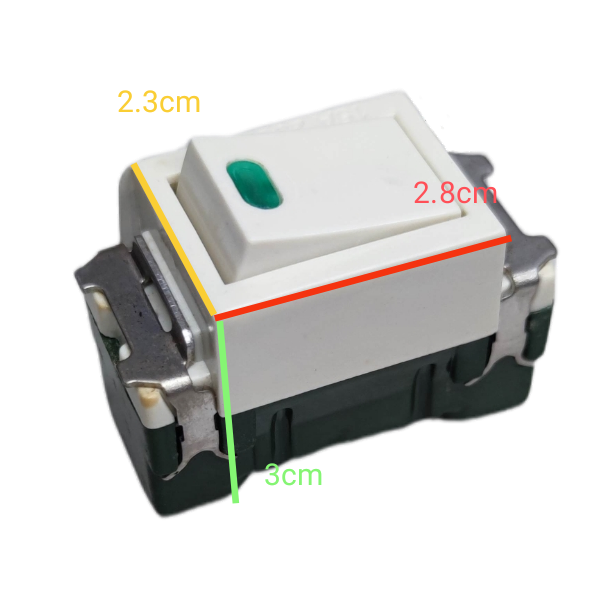 Omni 16A 250V classic series light switch with a sleek design and easy-to-use toggle