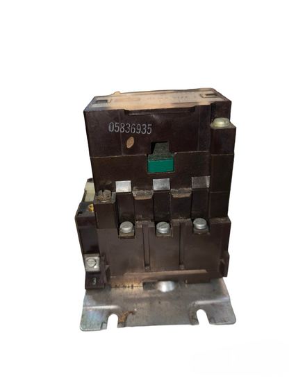 Cutler Hamer Magnetic Contactor 27A 220V brown electrical switch for power control