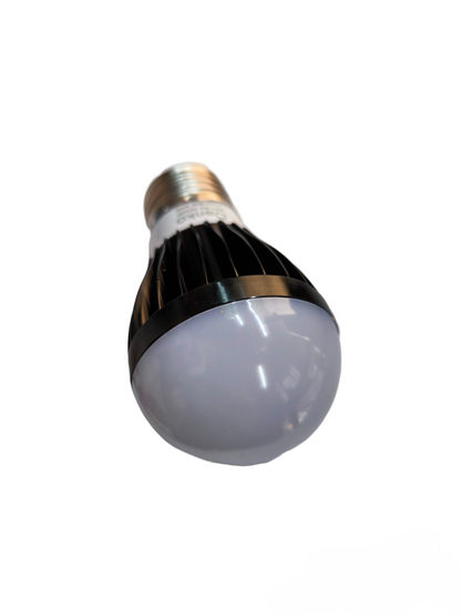 Denko 5W LED bulb E27 220V with black heat sink and white diffuser for energy-efficient lighting