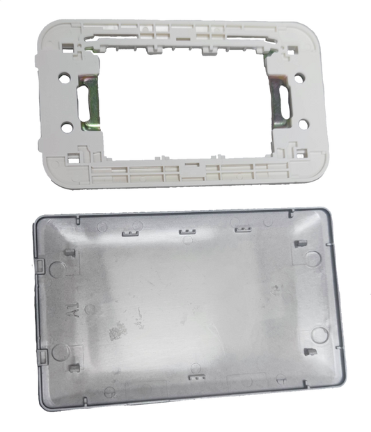 Omni designer series wall plate DWP-100G in white with a smooth finish for electrical outlets