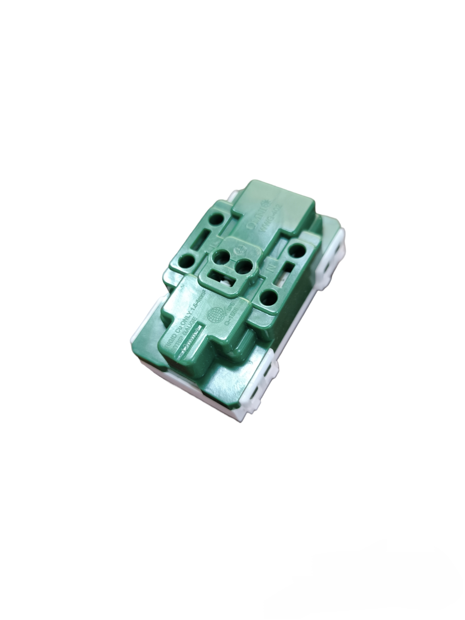 Omni duplex universal outlet 16A 250V in green color for versatile electrical connections