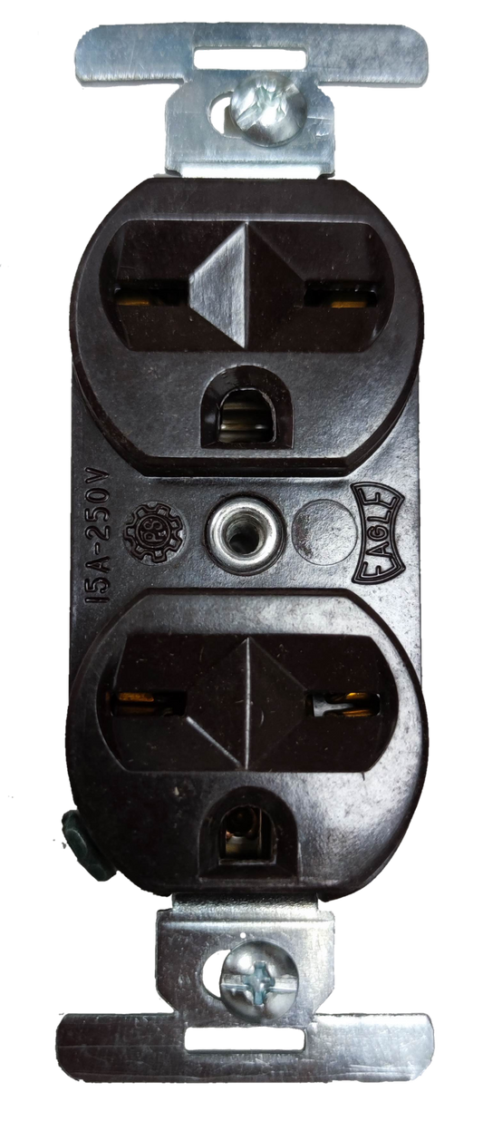 Eagle 2 gang tandem outlet 15A 250V with dual outlets for versatile electrical connections