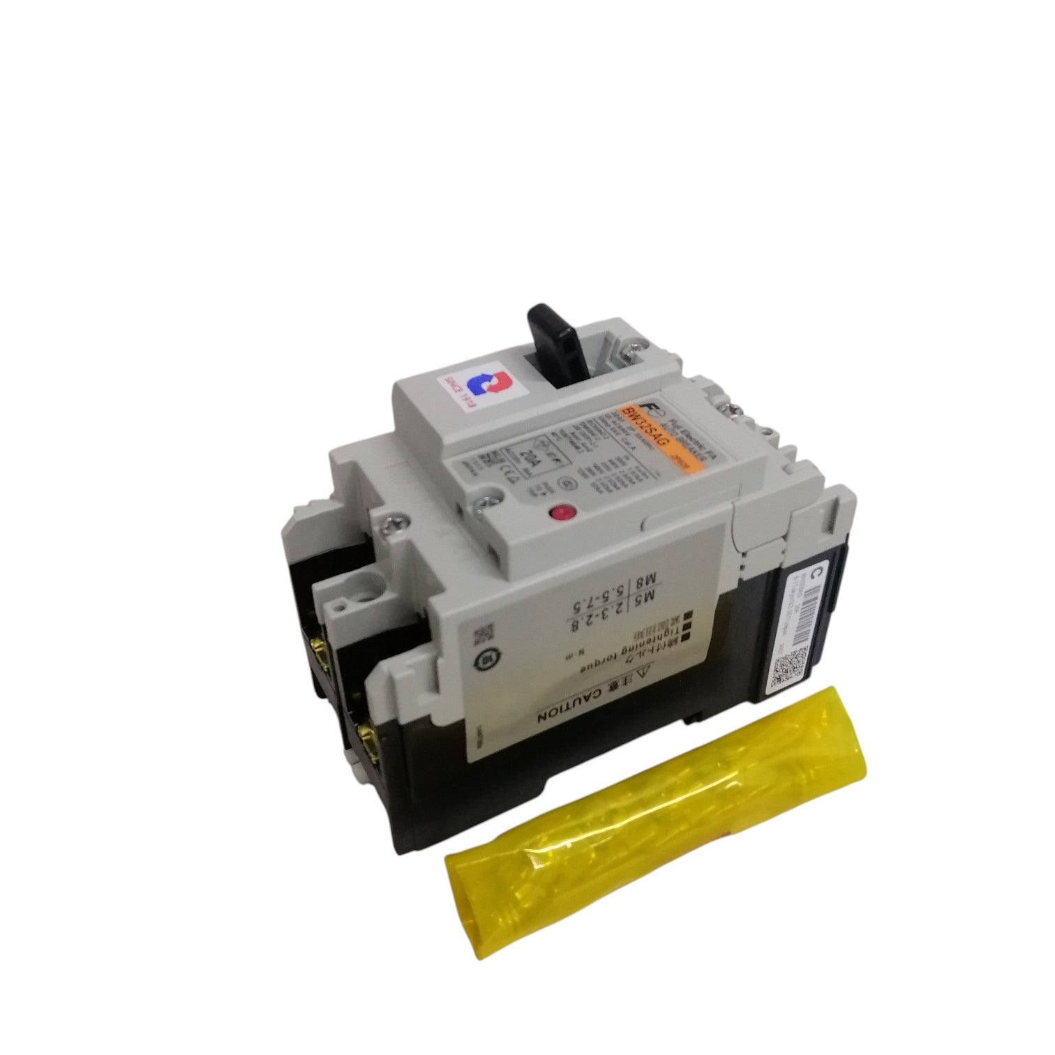 Fuji MCCB BW32SAG-CE 30A 2Pole molded case circuit breaker with toggle switch and yellow accessory