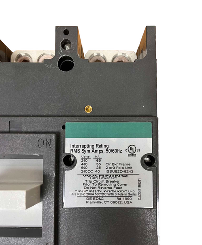 GE 400A 3 Pole Industrial Circuit Breaker with interrupting rating label and circuit break switch