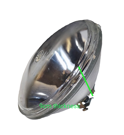 GE sealed beam 12V 30W spotlight with reflective surface and 9cm thickness for bright illumination