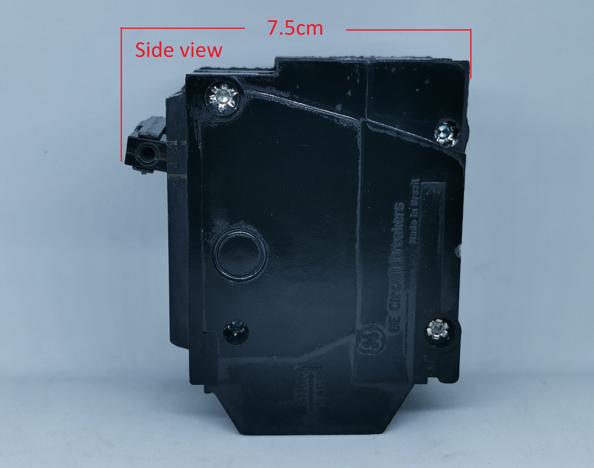 GE electrical 30A 2 Pole Single Phase Plug-in device shown from side view with measurement
