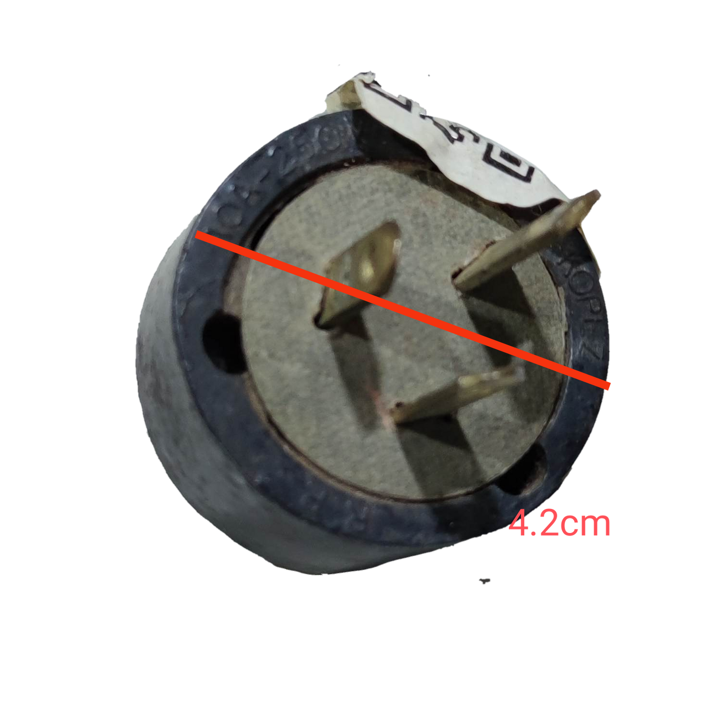 Kopez 10A 220V range plug with three metal prongs and round black base measuring 4.2 cm