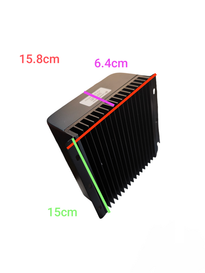 ZwitseRise DC Solar Charge Controller with black heat sink and ventilation slots