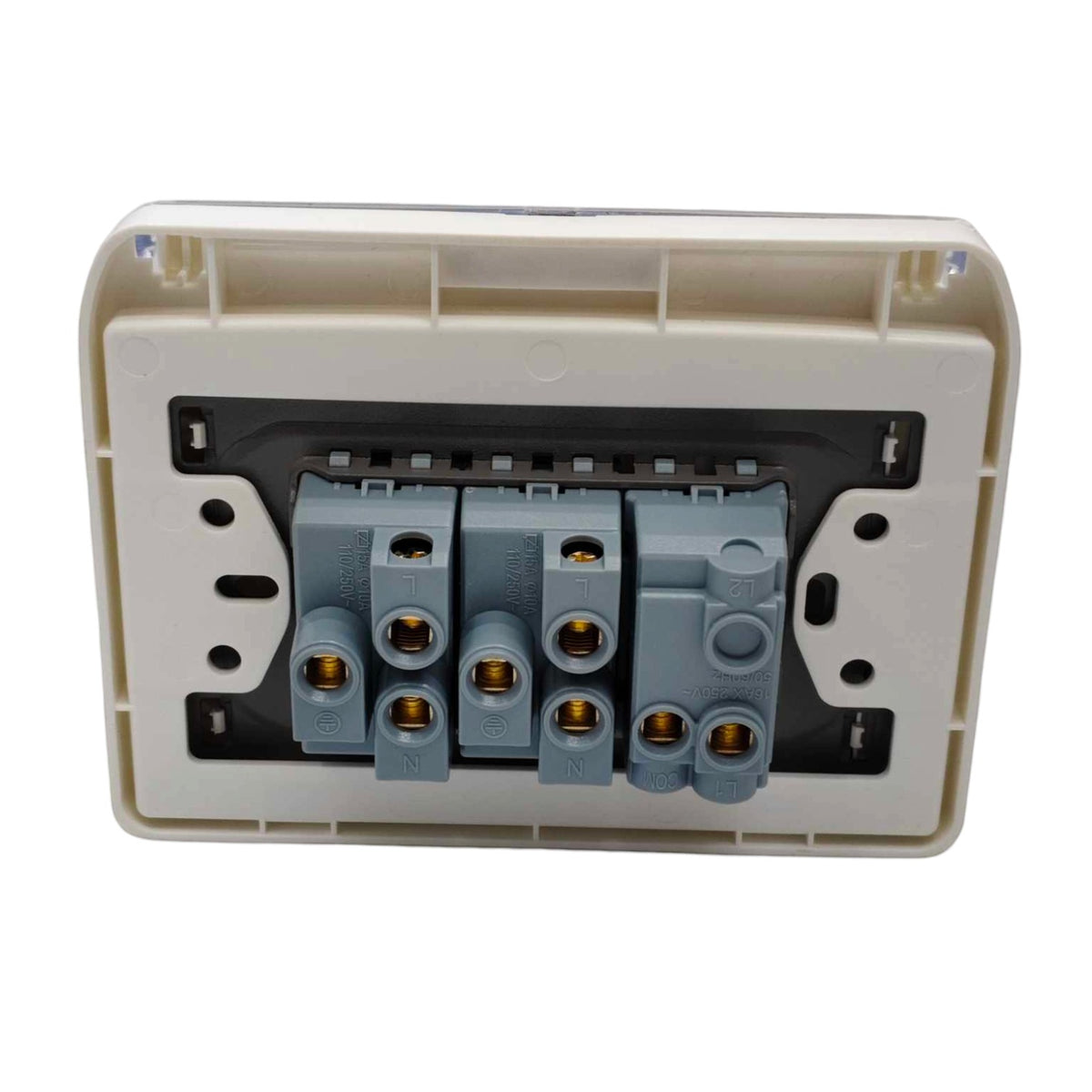 Grazen Weatherproof Cover with 1 Gang 1 Way Device with 2 Gang Universal Outlet with Ground 16A 220V WC-019-W+GW-008