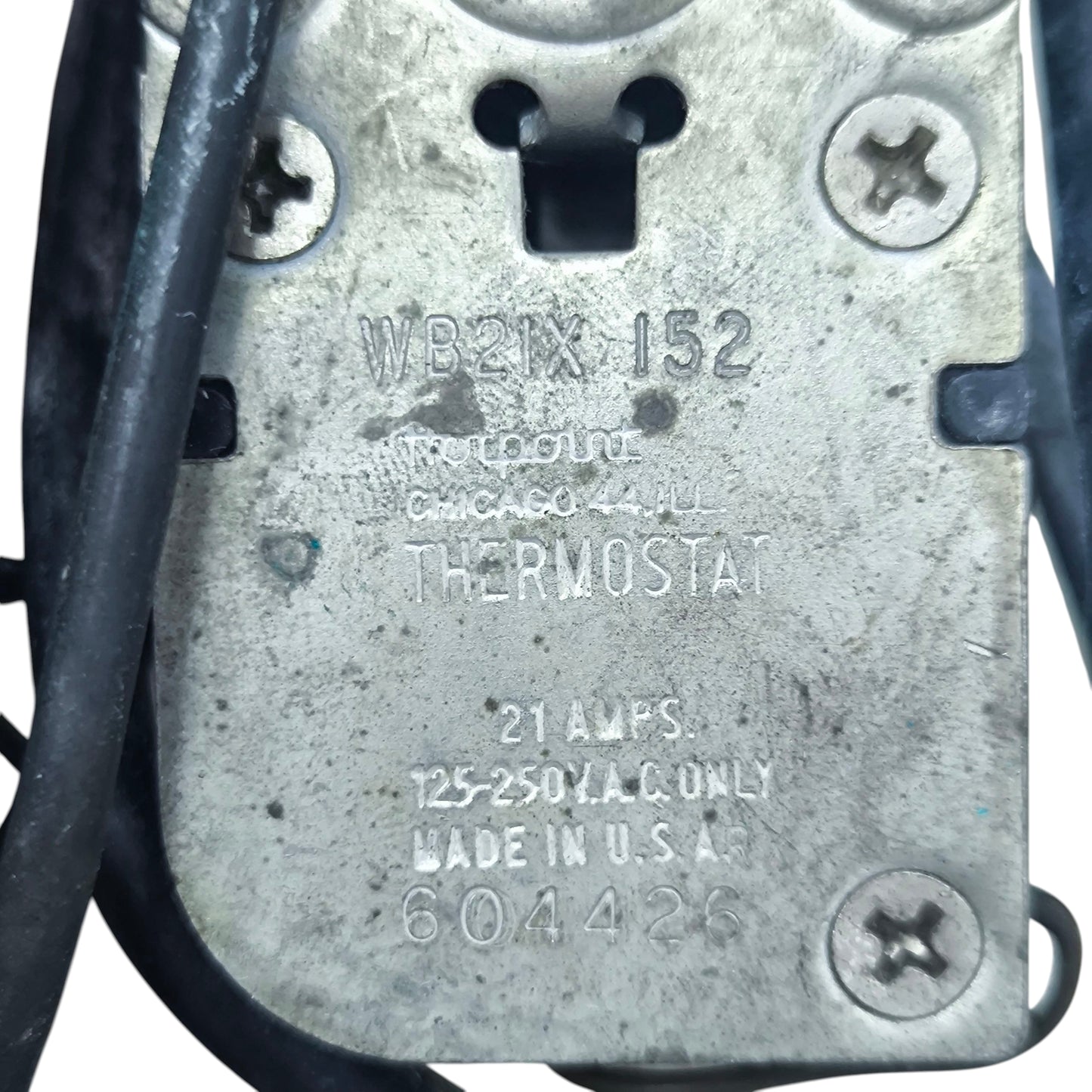 21A Hotpoint Thermostat 125-250V with durable metal housing and electrical connections