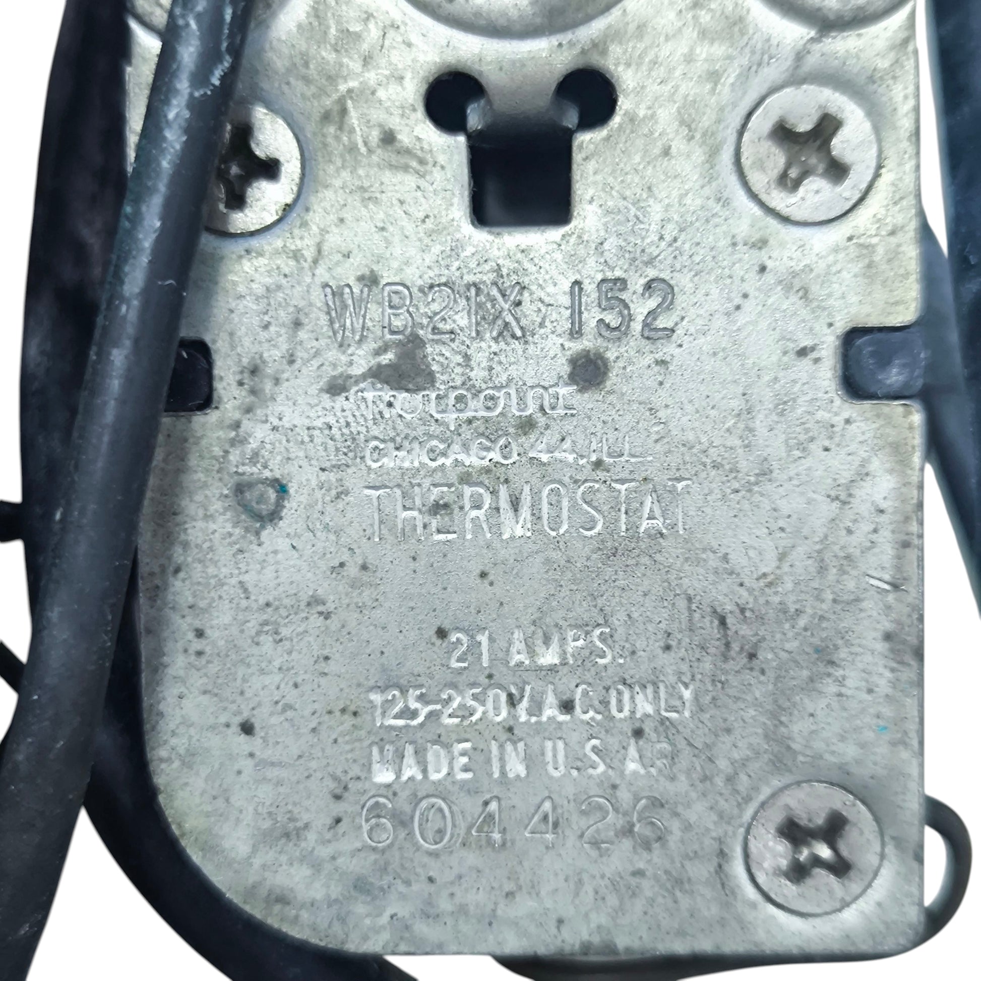 21A Hotpoint Thermostat 125-250V with durable metal housing and electrical connections