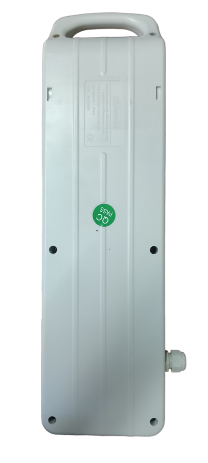 Grippes industrial outlet distribution panel 32A with white durable casing and handle