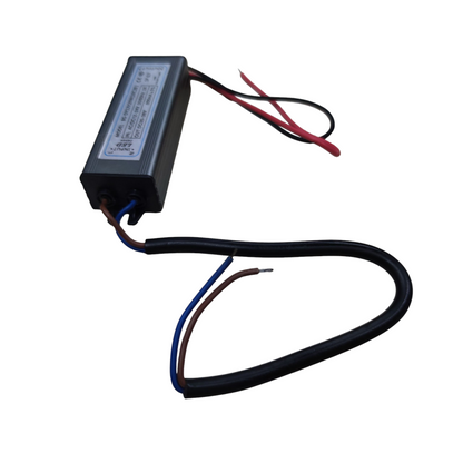 12-24V DC Output LED driver 600mA with durable casing for powering LED lights