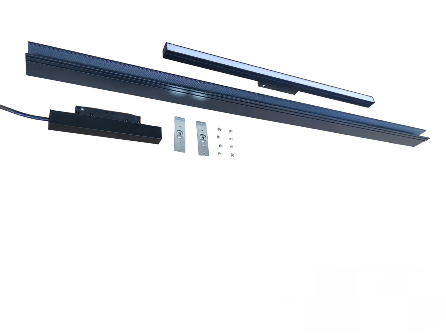 ILLUMIQ TERRA magnetic track light 24W warm white with installation components for versatile lighting solutions