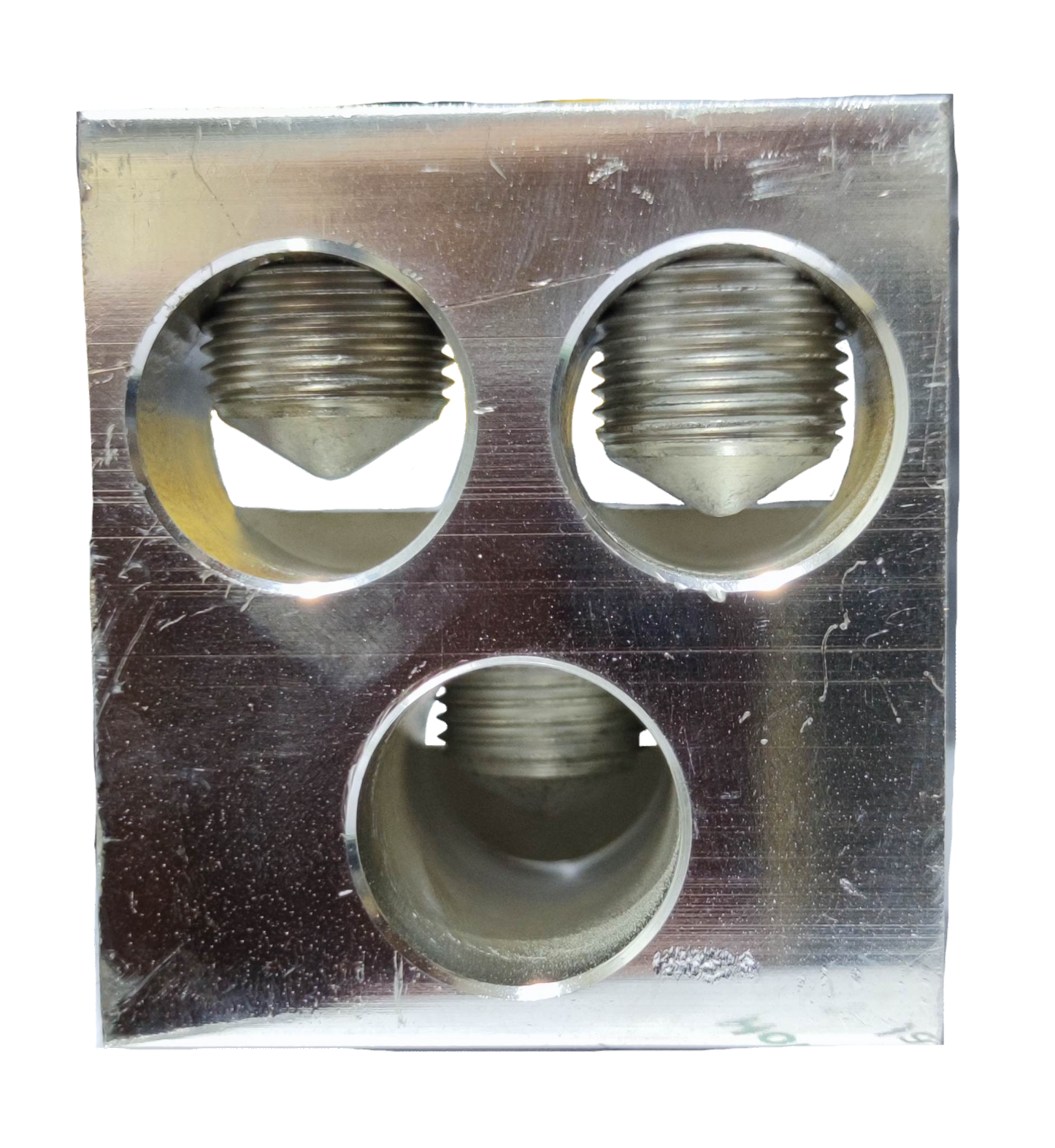 McGILL Mechanical Lugs 3 x 600MCM electrical circuitry part with three threaded lug connectors