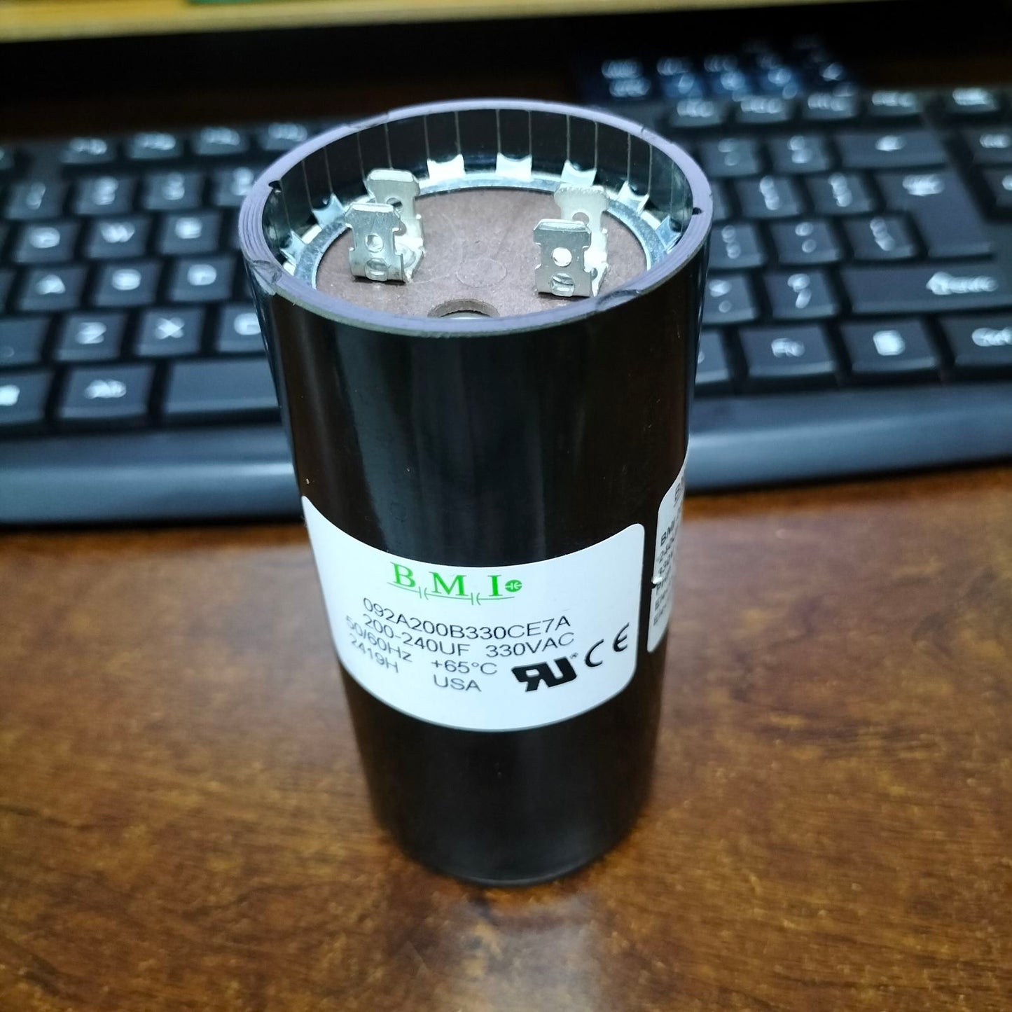 BMI Motor Starting Capacitor 200-240uF for HVAC applications with 330VAC rating