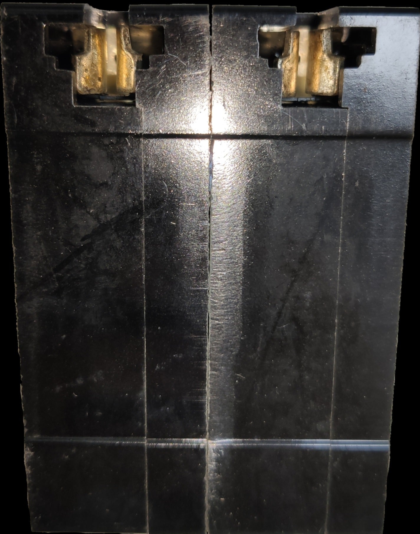 Omni 60A 2 pole circuit breaker Plug in with durable construction for reliable circuit protection