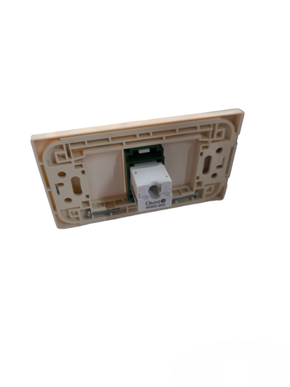 Ethernet network outlet Omni WWP-110 installed on a wall plate for reliable network connectivity